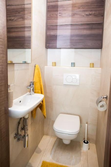 Liszt Apartman Дьёр Экстерьер фото
